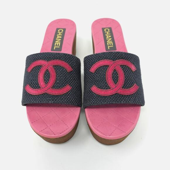 Chanel CC Logo Platform Slides Mules Pink Navy Blue Canvas Sandals IT 39 US 8.5 - Picture 3 of 10